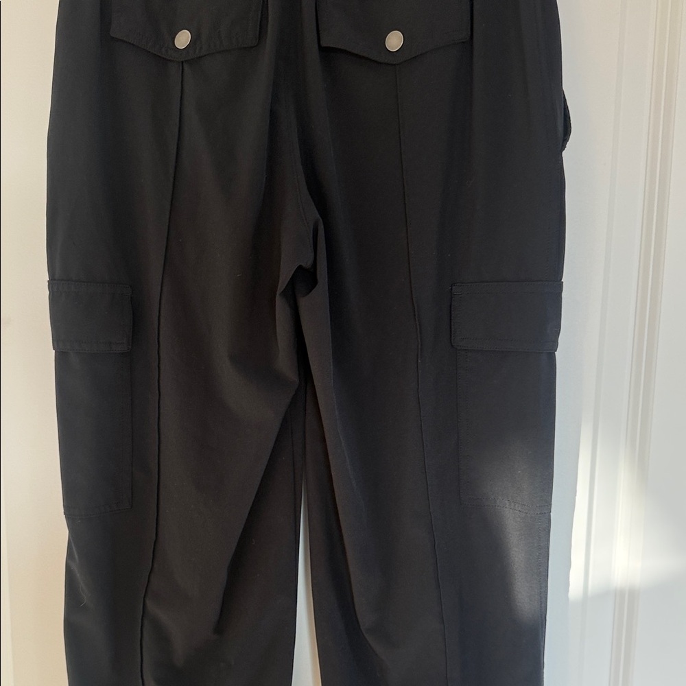 Athleta Black Straight-Leg Cargo Pants - Picture 5 of 5